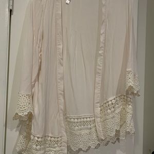 XL White lace trimmed light cardigan.